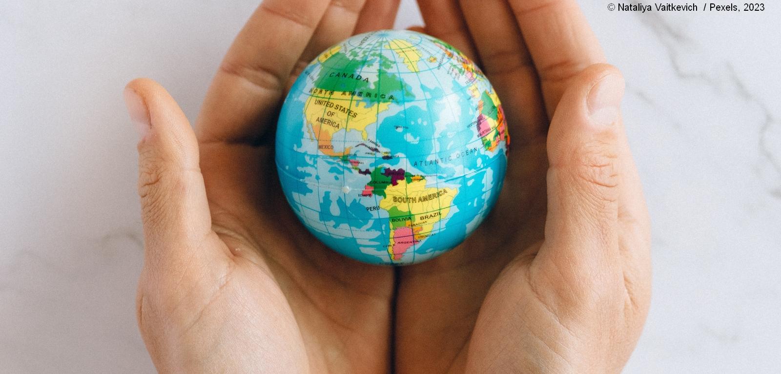 Il Toolkit per il supporto linguistico per rifugiati adulti